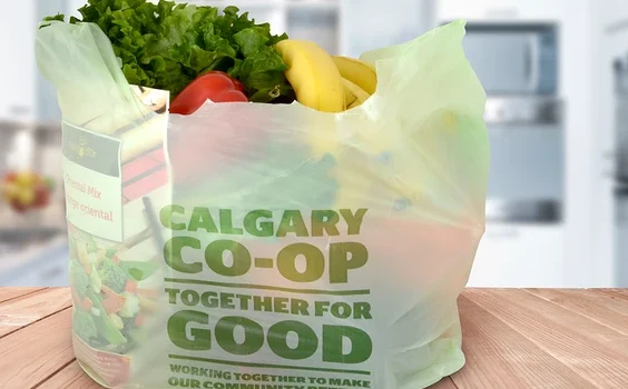 Grocers gear up to fight fed decision to include compostable bags in plastics ban